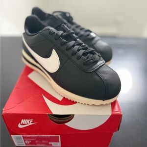 Nike Women’s Cortez 23 Premium